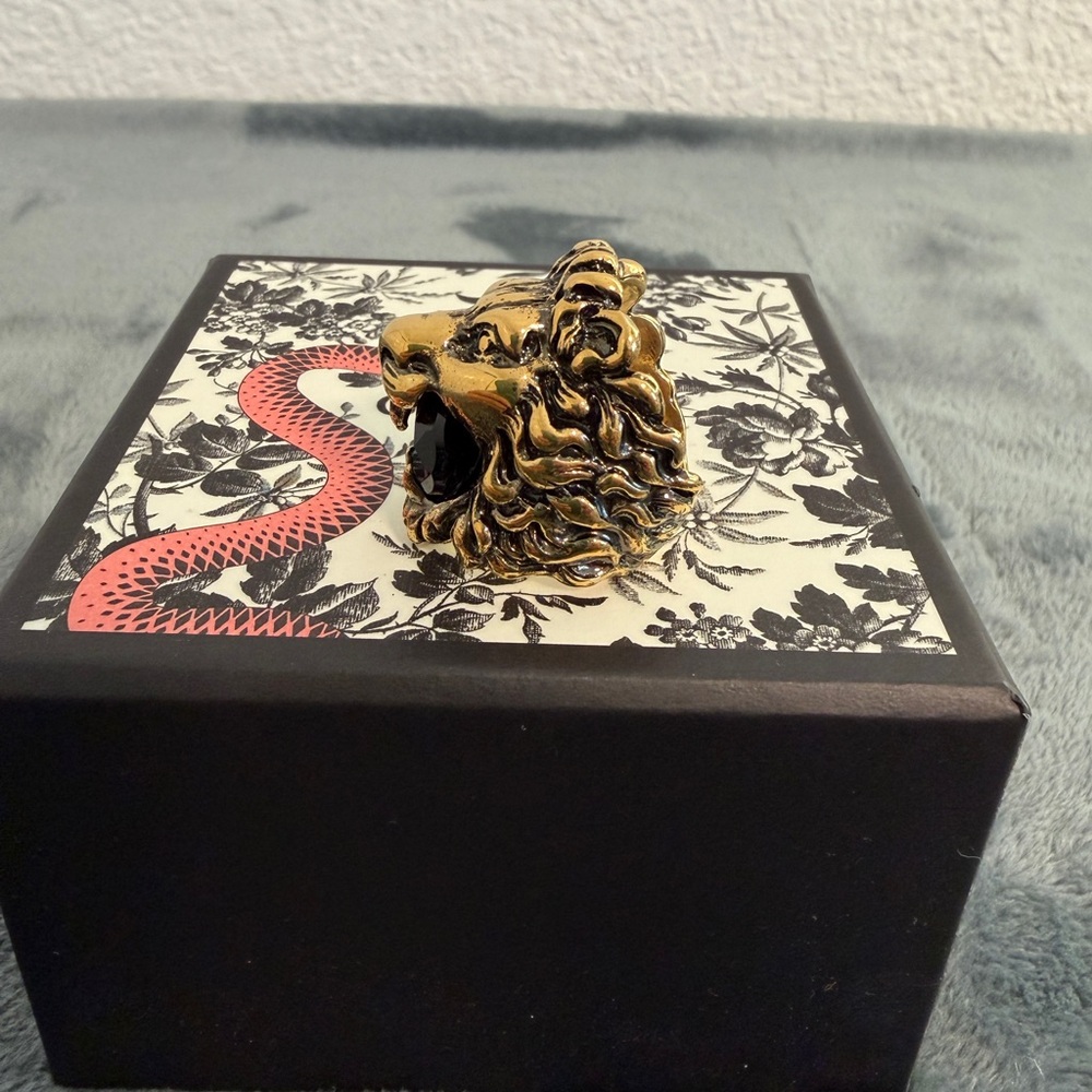 BRAND NEW Gucci Lion Head Bronze Black Crystal Ring Size 10 / X-Small / 5.25 - Picture 5 of 9